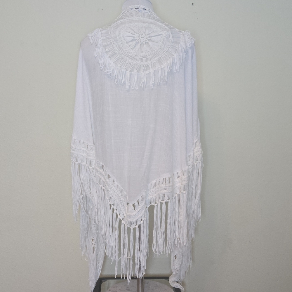 FAVLUX White Fringe Wrap